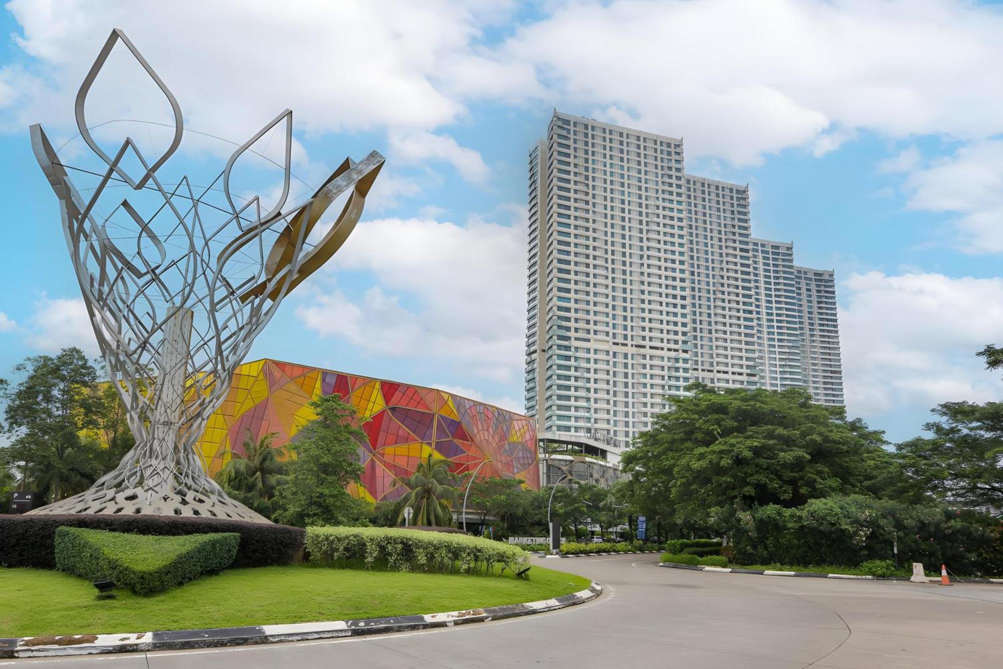 Oyo 93703 F88 Hotel Bekasi Exterior photo